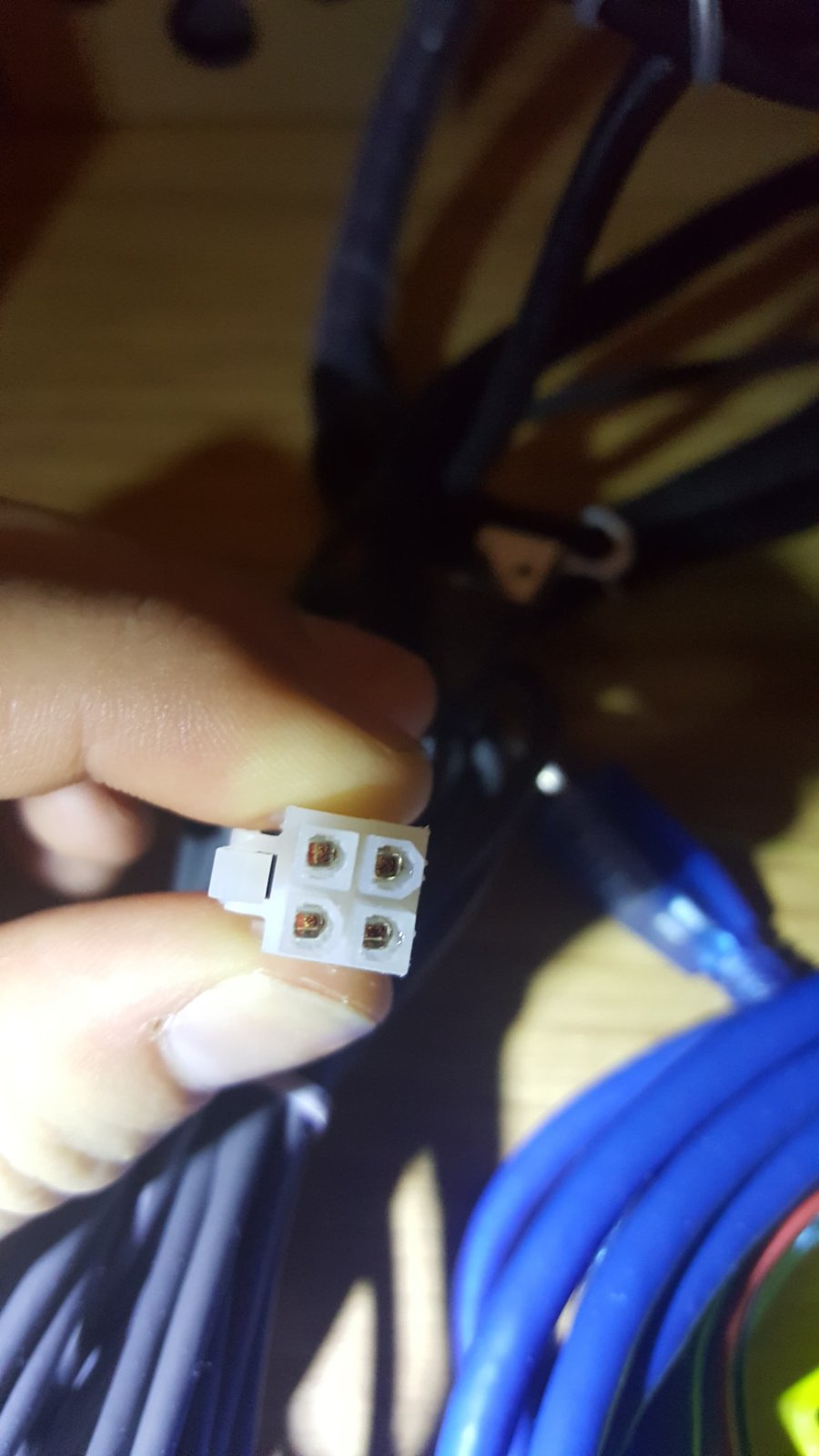 Board psu cable end.jpg