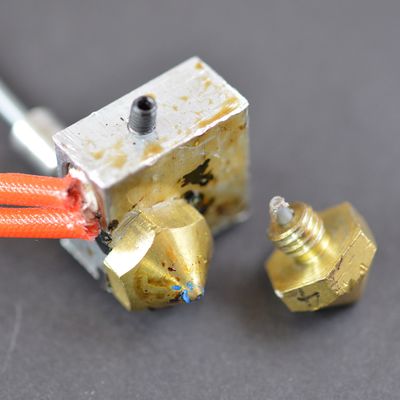 11Clogged-Extruder.jpg